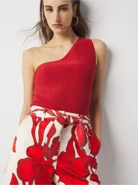 WHBM One Shoulder Top❤️NWT❤️